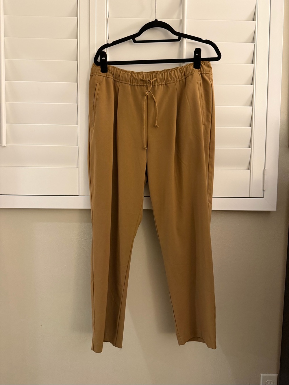 Old Navy High-Rise Billie Pants